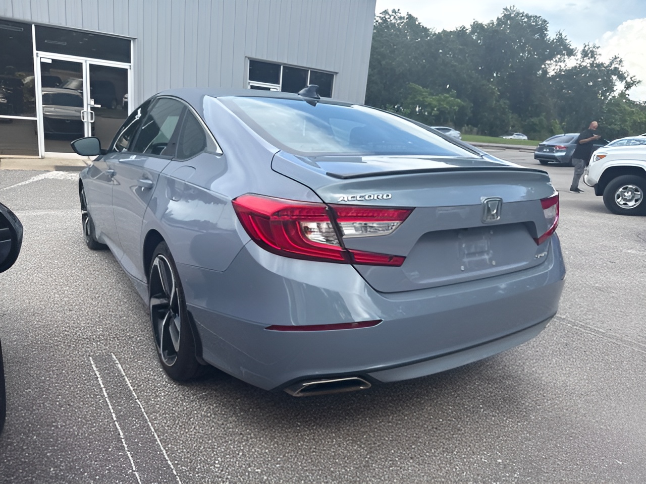 Vehicle image 33 of 33