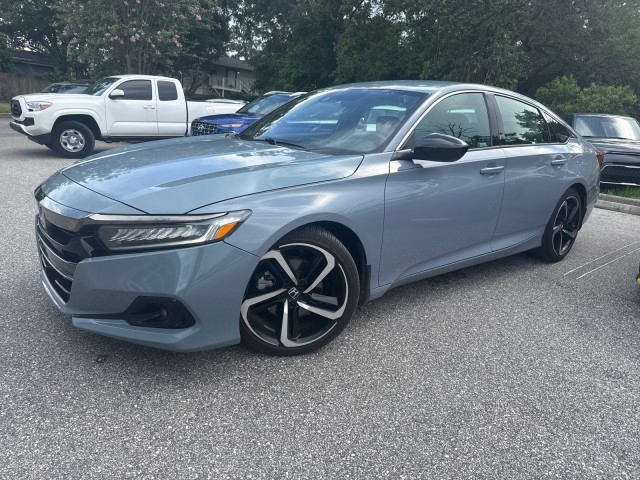 Vehicle image 1 of 33