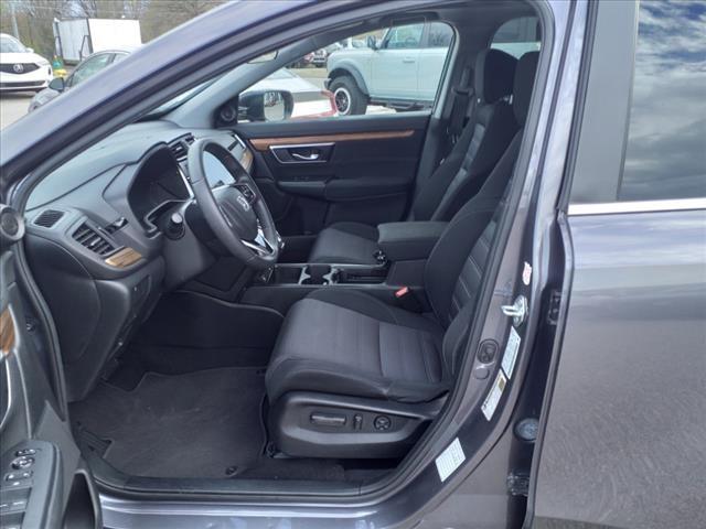 Vehicle image 10 of 21