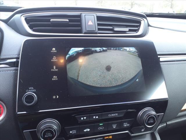 Vehicle image 19 of 21