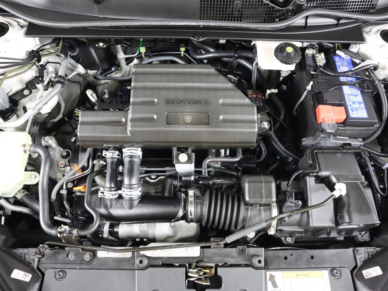 Vehicle image 40 of 49