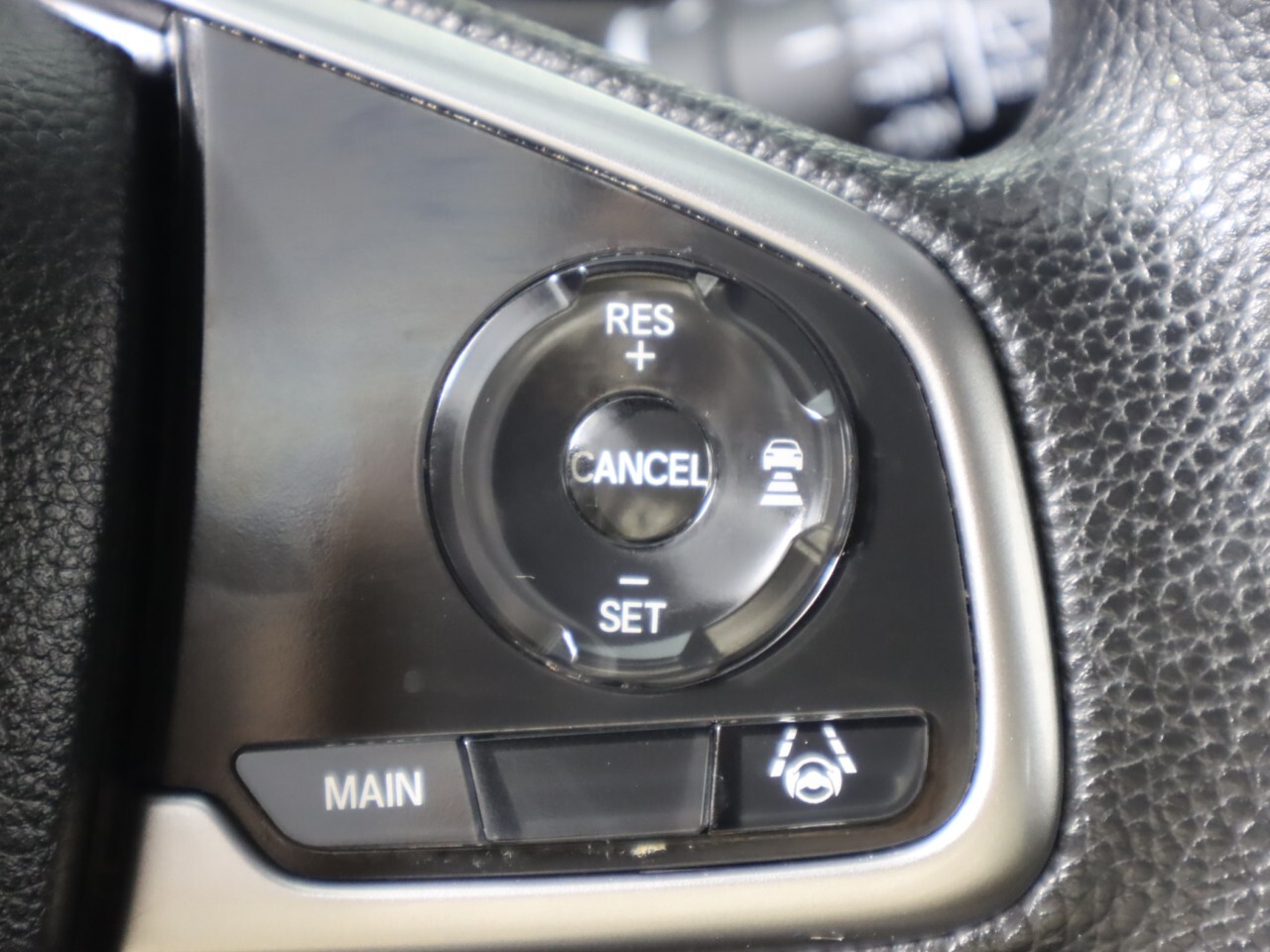 Vehicle image 12 of 49