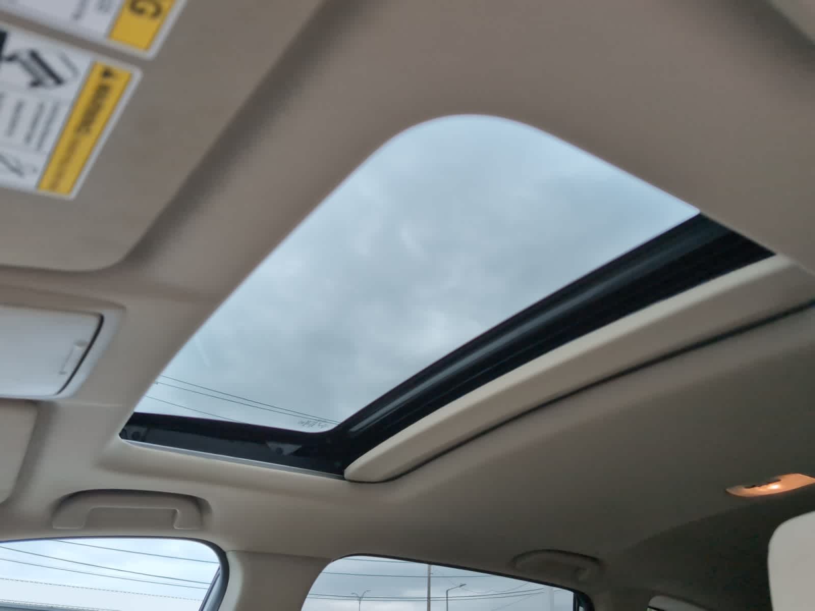 Vehicle image 24 of 26