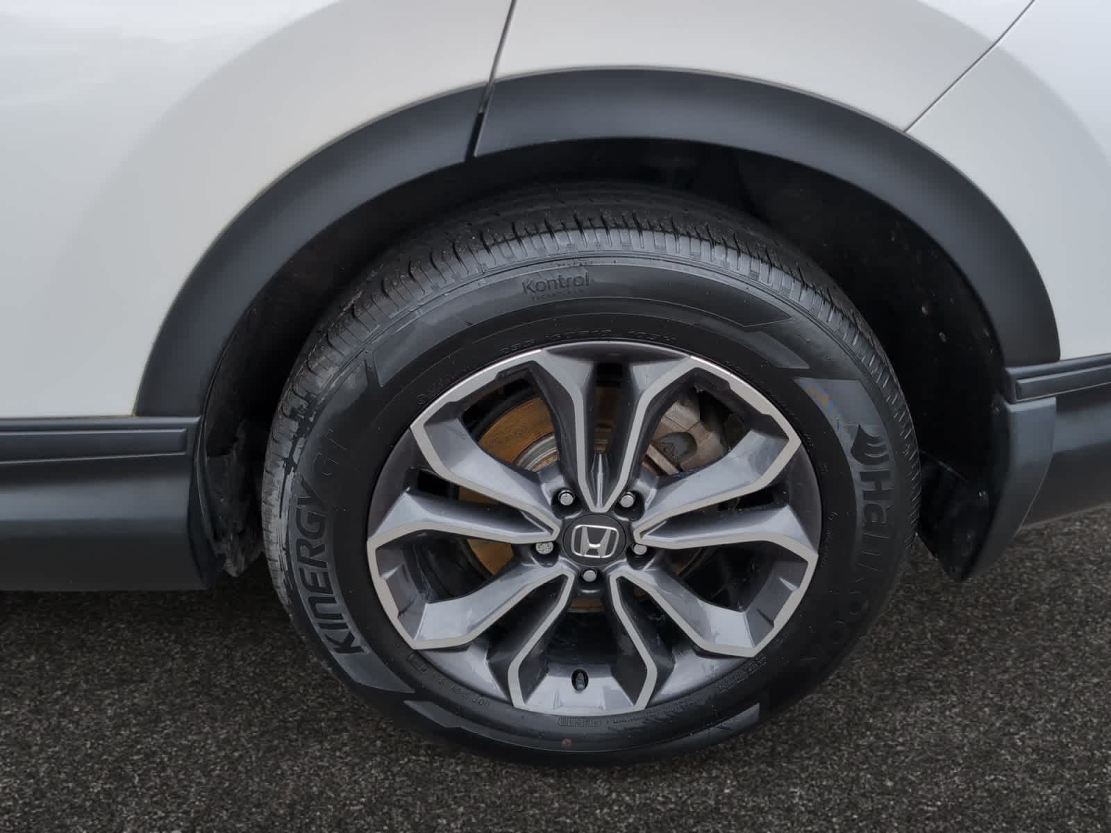 Vehicle image 20 of 26