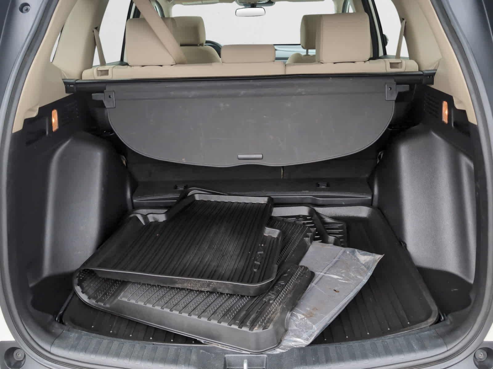 Vehicle image 6 of 26