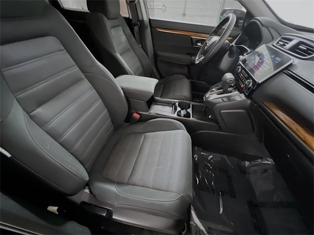 Vehicle image 27 of 32