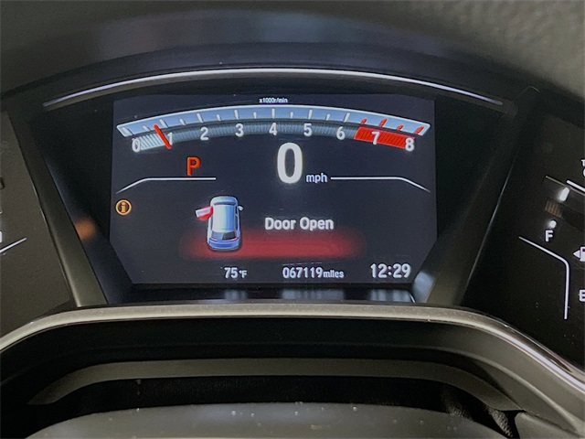 Vehicle image 19 of 32