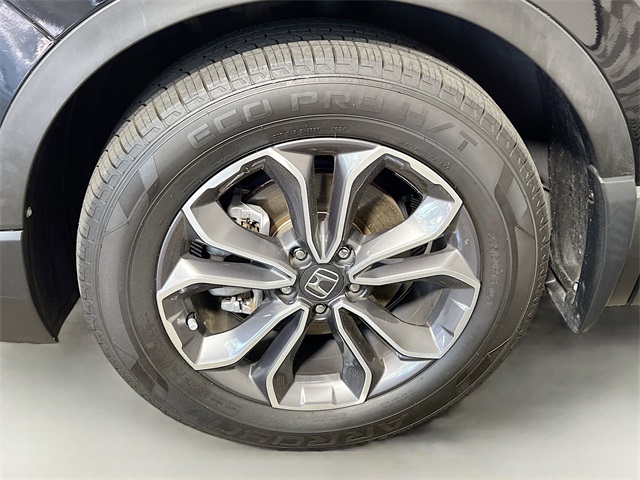 Vehicle image 11 of 32