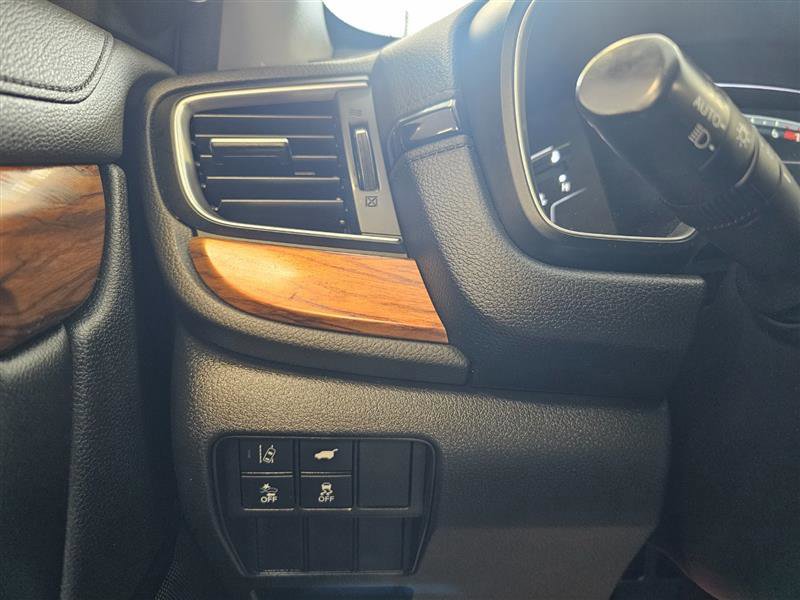 Vehicle image 16 of 29