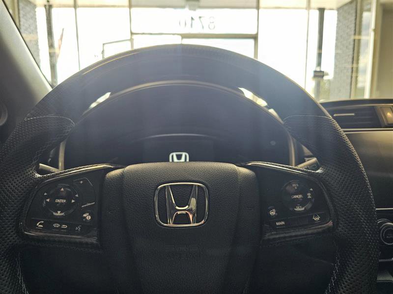 Vehicle image 15 of 29