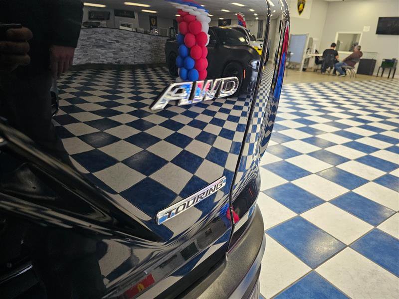 Vehicle image 25 of 29