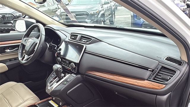 Vehicle image 31 of 34