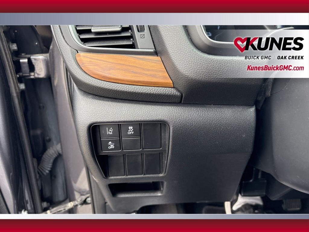 Vehicle image 15 of 20