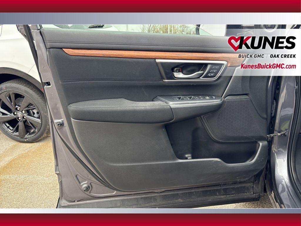 Vehicle image 8 of 20