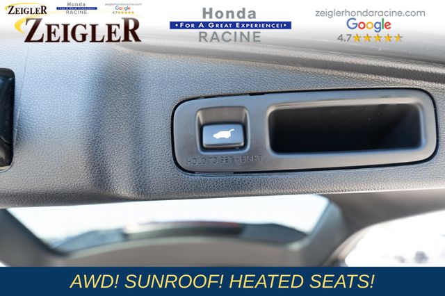 Vehicle image 19 of 42