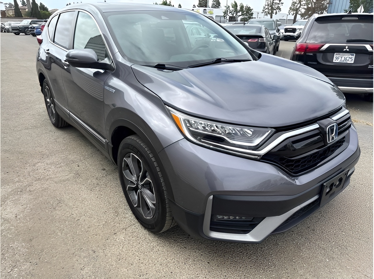 Vehicle image 26 of 31