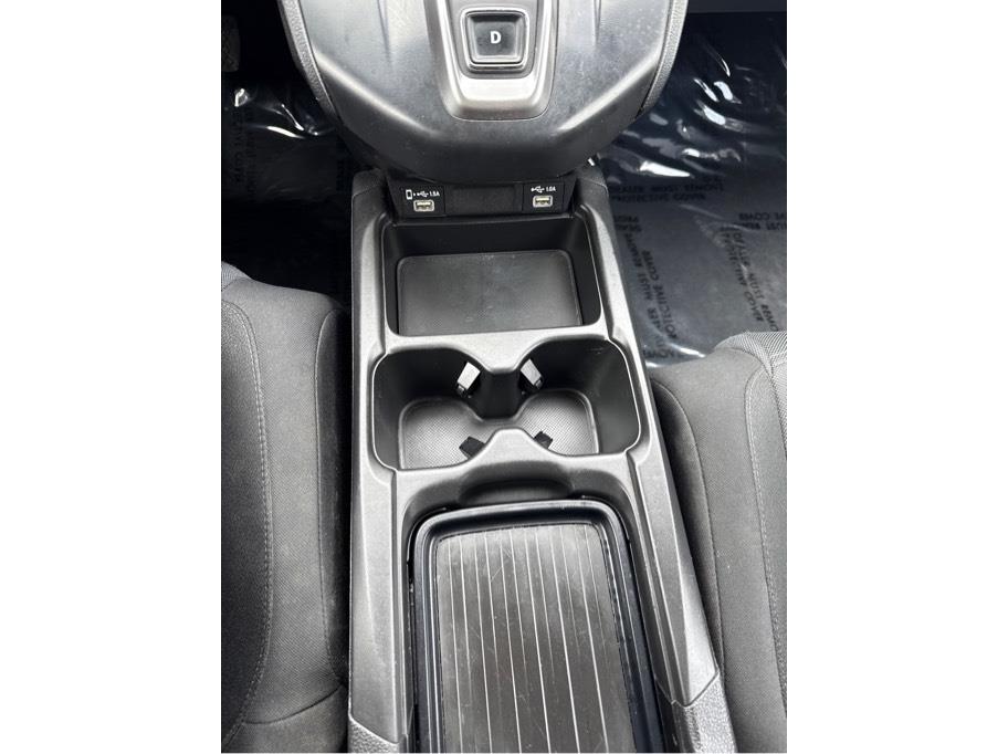 Vehicle image 15 of 31
