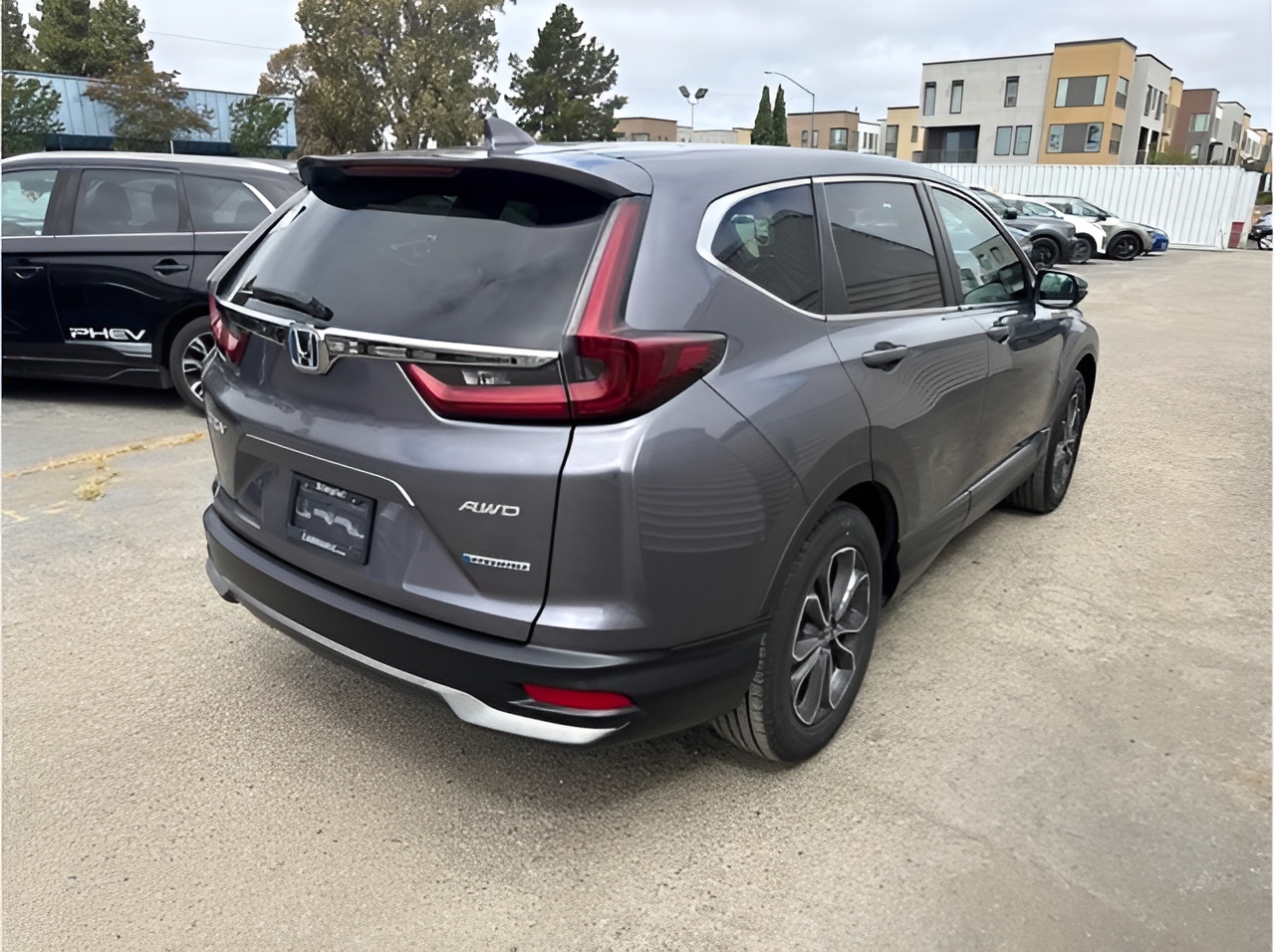 Vehicle image 28 of 31