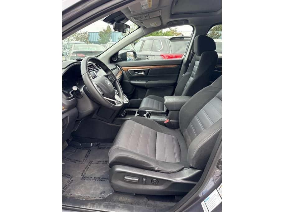 Vehicle image 16 of 31