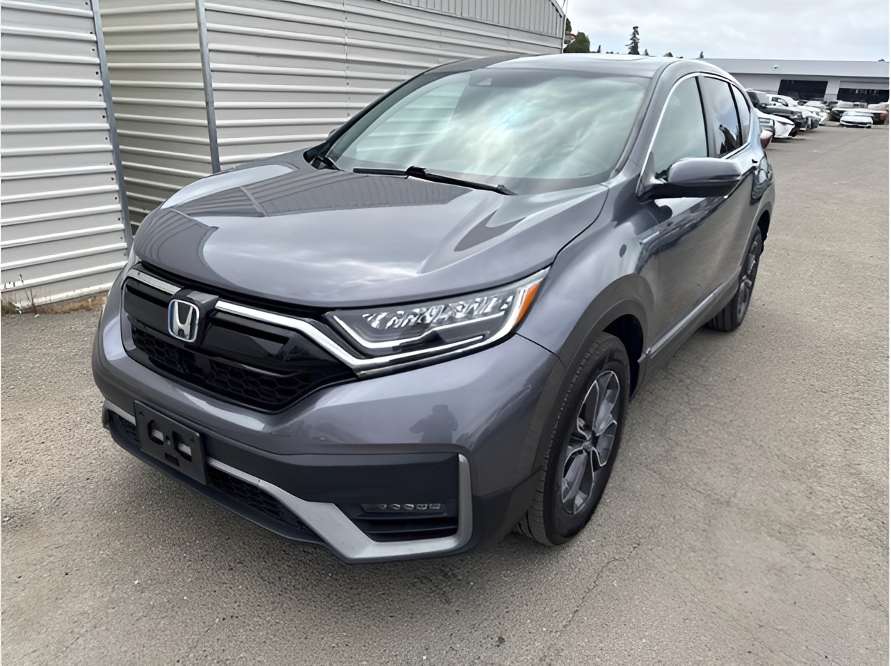 Vehicle image 25 of 31