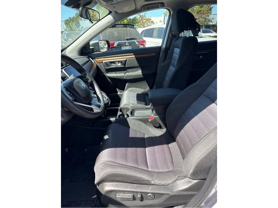 Vehicle image 13 of 23