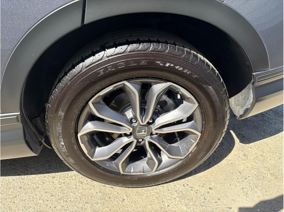 Vehicle image 10 of 23