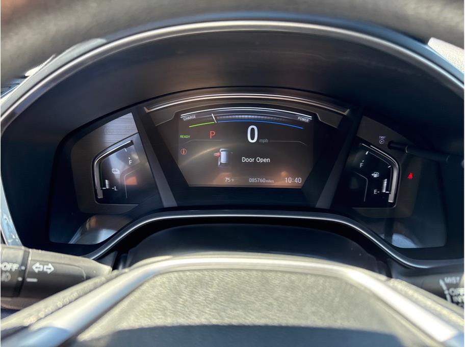 Vehicle image 16 of 23