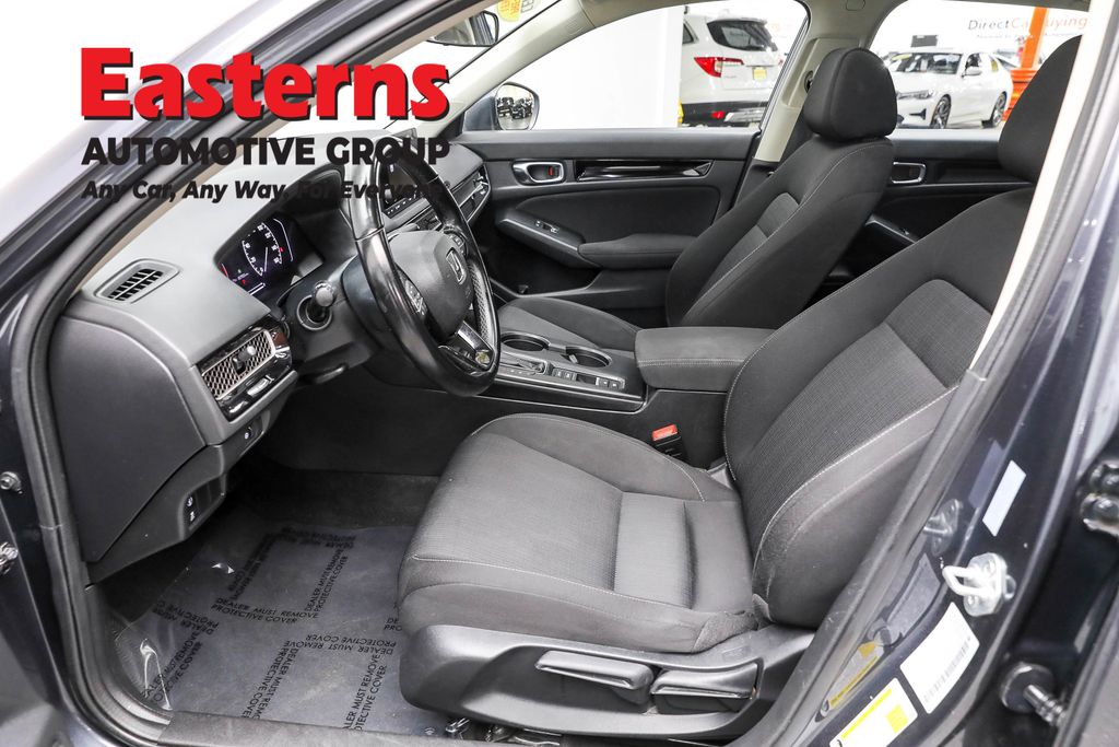 Vehicle image 55 of 62