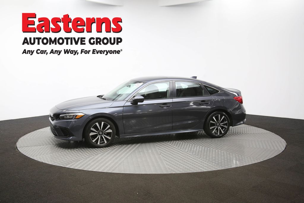 Vehicle image 3 of 62