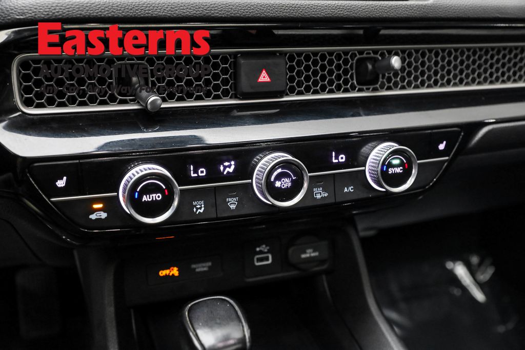 Vehicle image 59 of 62