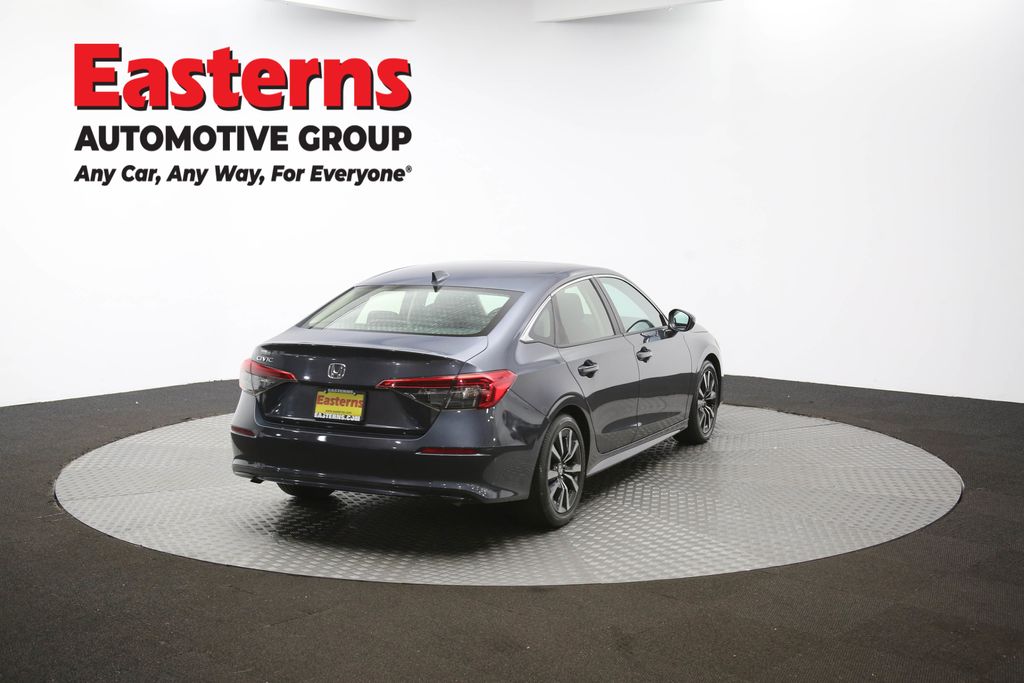 Vehicle image 23 of 61