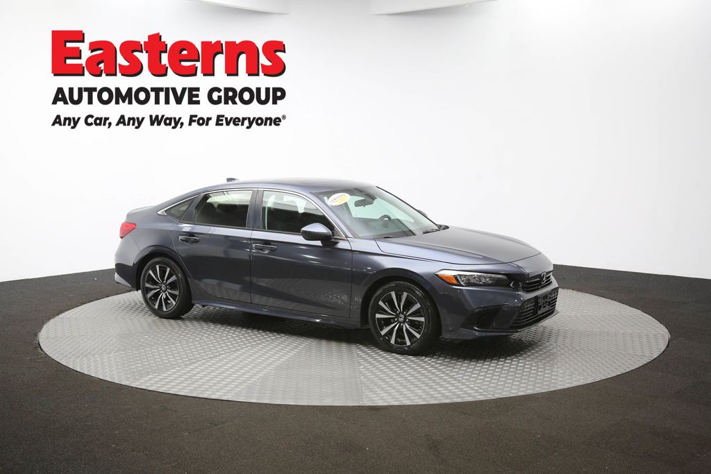 Vehicle image 14 of 61