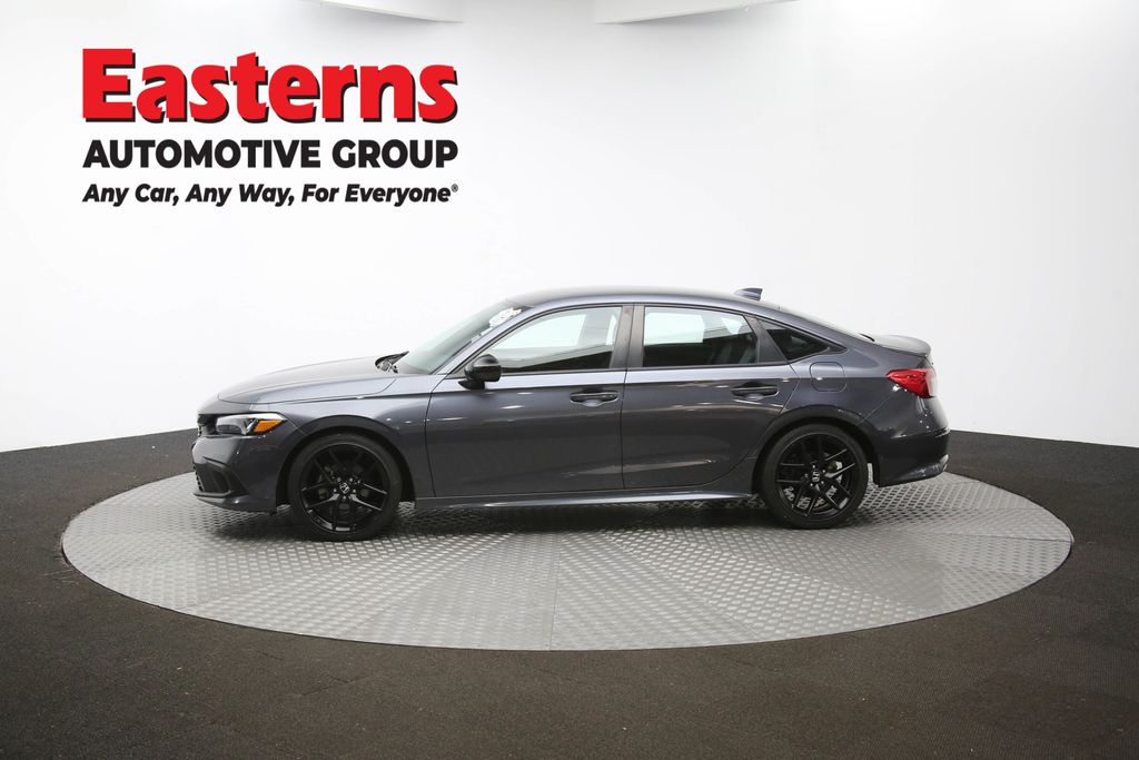 Vehicle image 34 of 60
