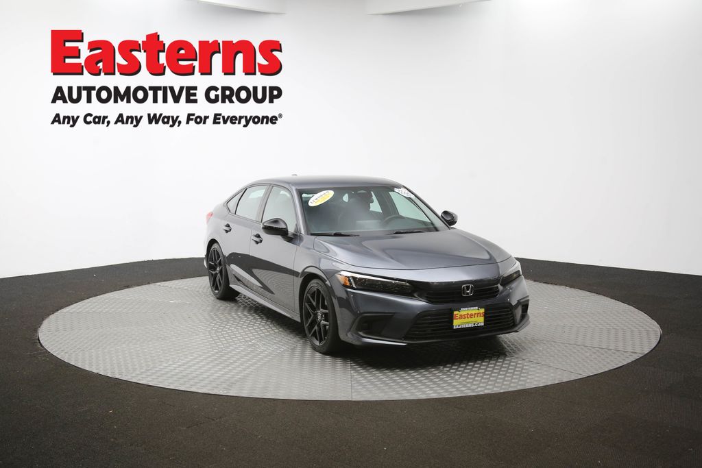 Vehicle image 11 of 60