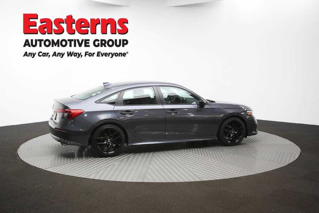 Vehicle image 20 of 60