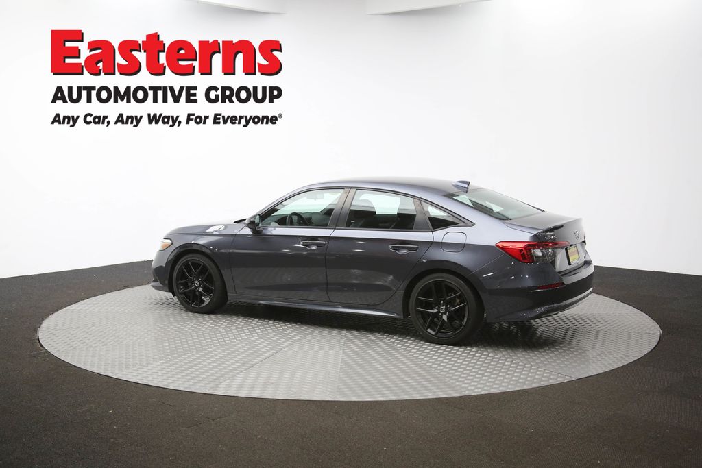 Vehicle image 30 of 60