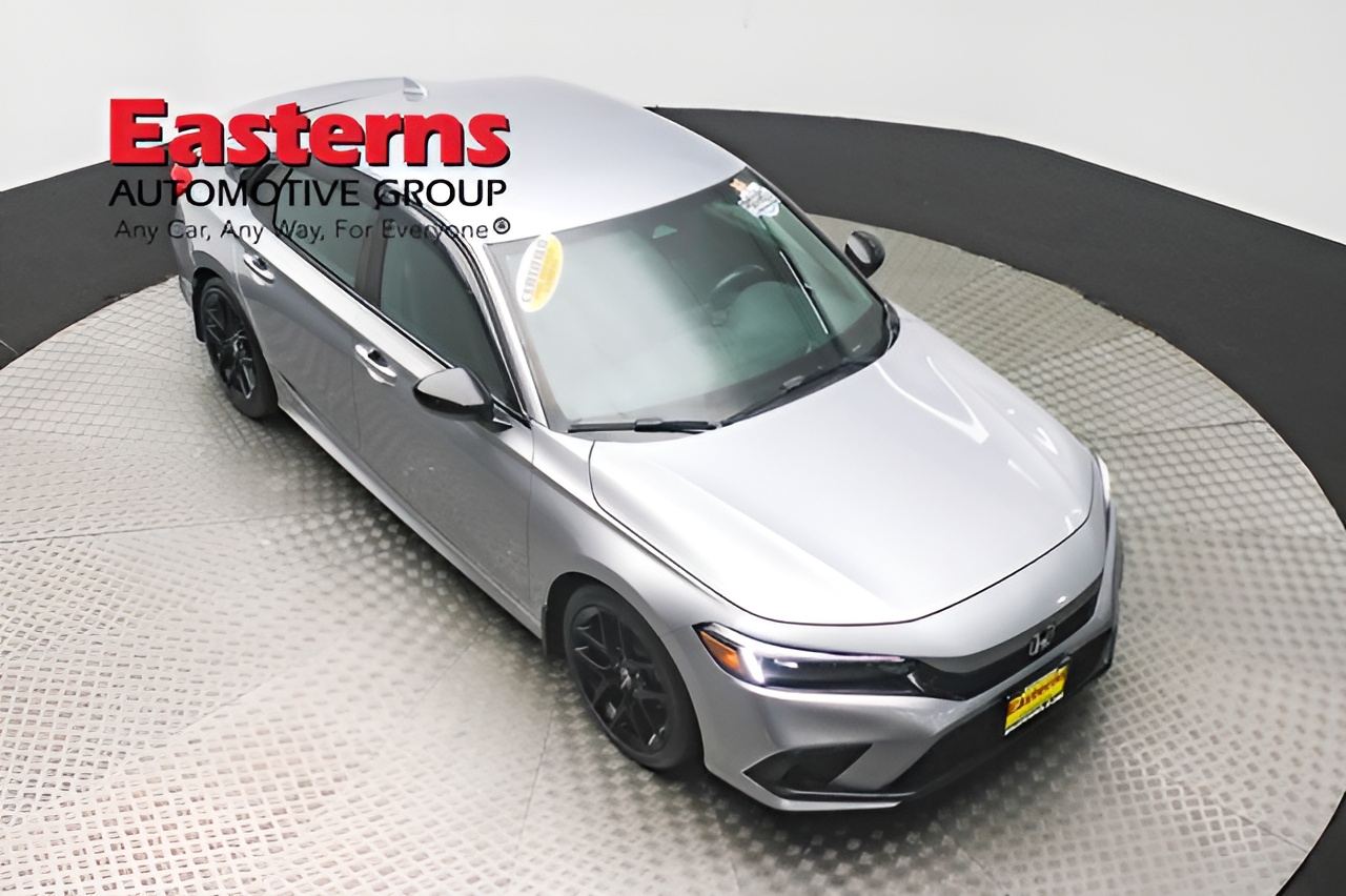 Vehicle image 75 of 97