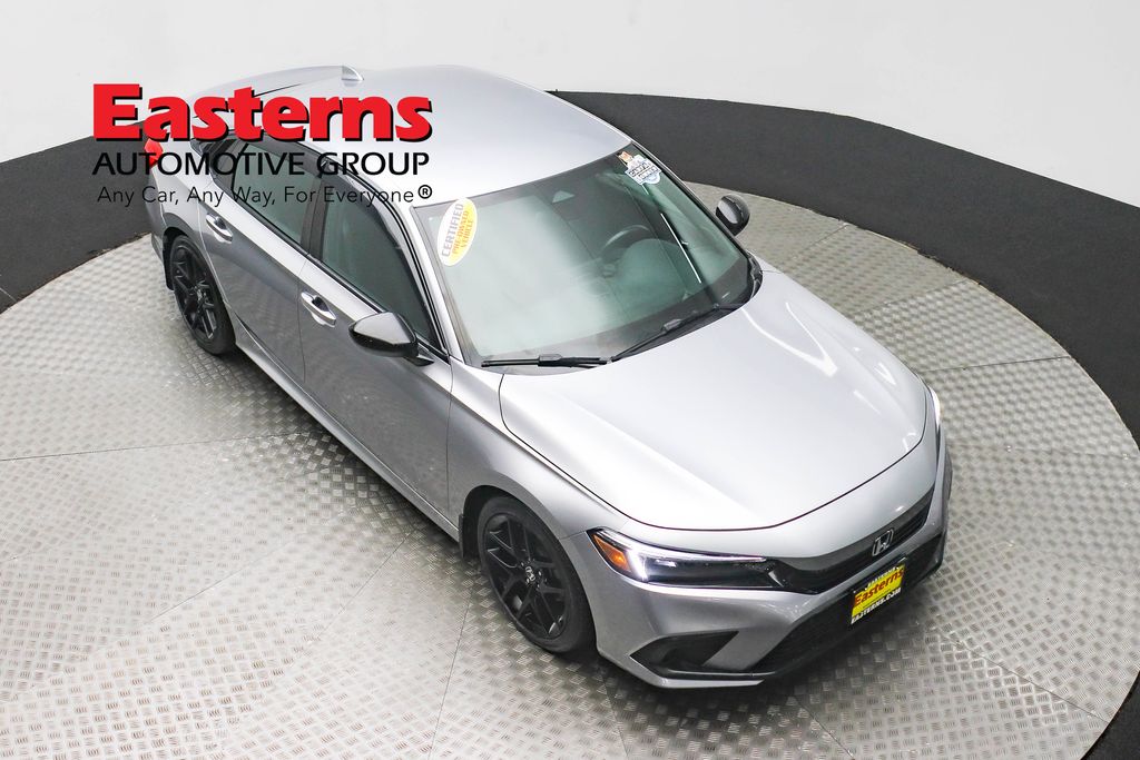 Vehicle image 14 of 97
