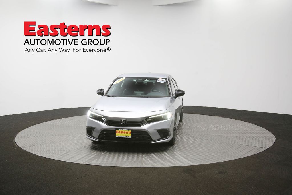 Vehicle image 9 of 97