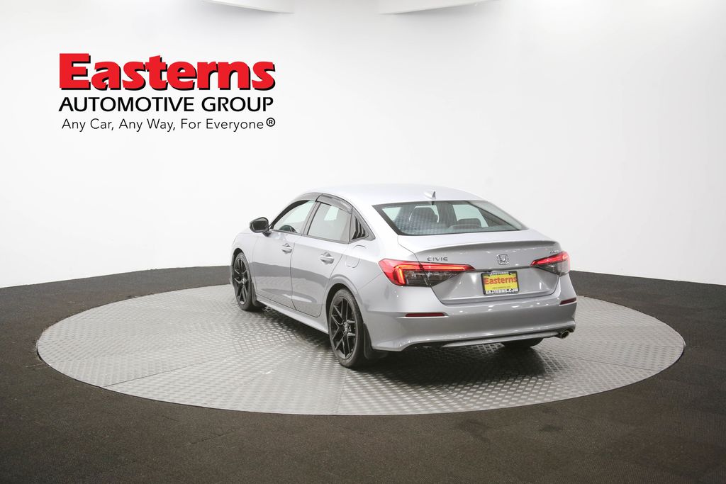 Vehicle image 30 of 97