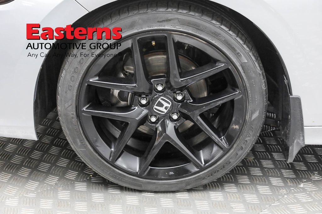 Vehicle image 58 of 97