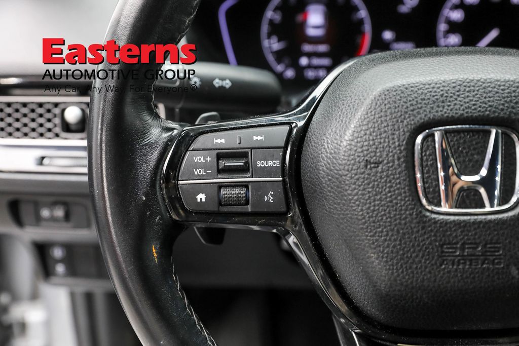 Vehicle image 45 of 97