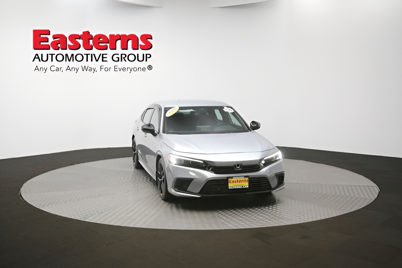 Vehicle image 72 of 97