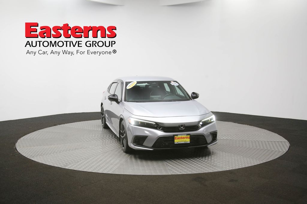 Vehicle image 11 of 97