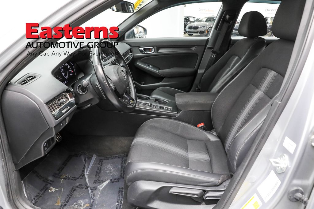 Vehicle image 44 of 97