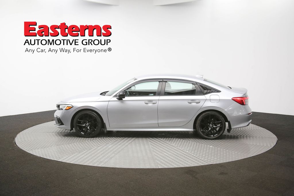 Vehicle image 35 of 97