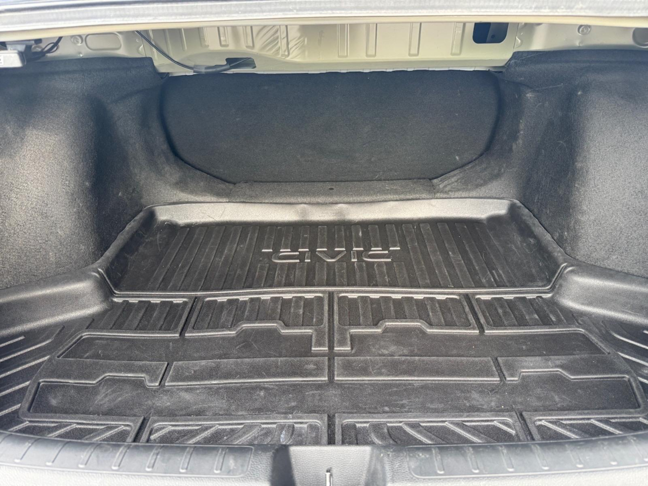 2022 Honda Civic Sport Image 14 of 29