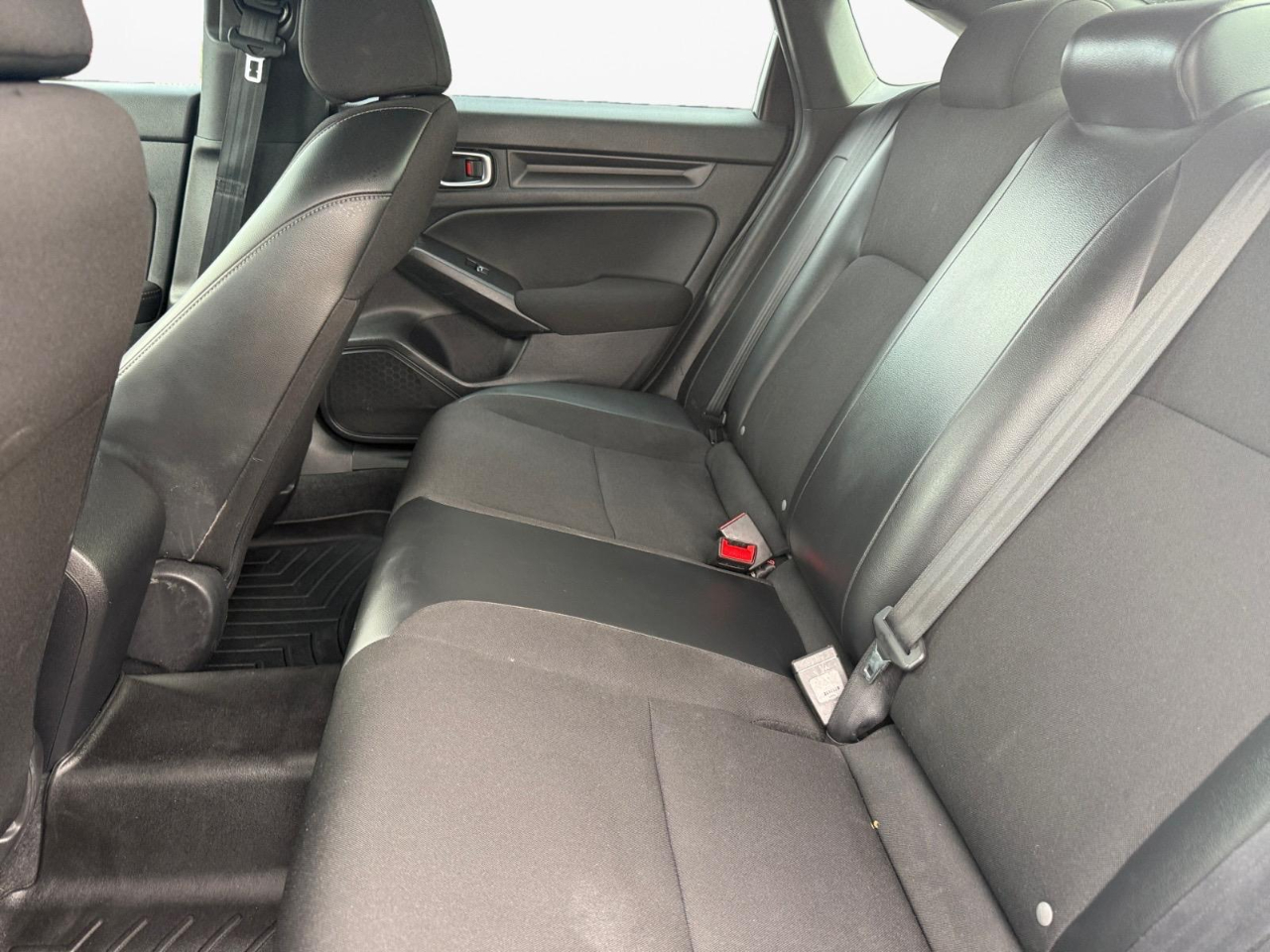 2022 Honda Civic Sport Image 16 of 29