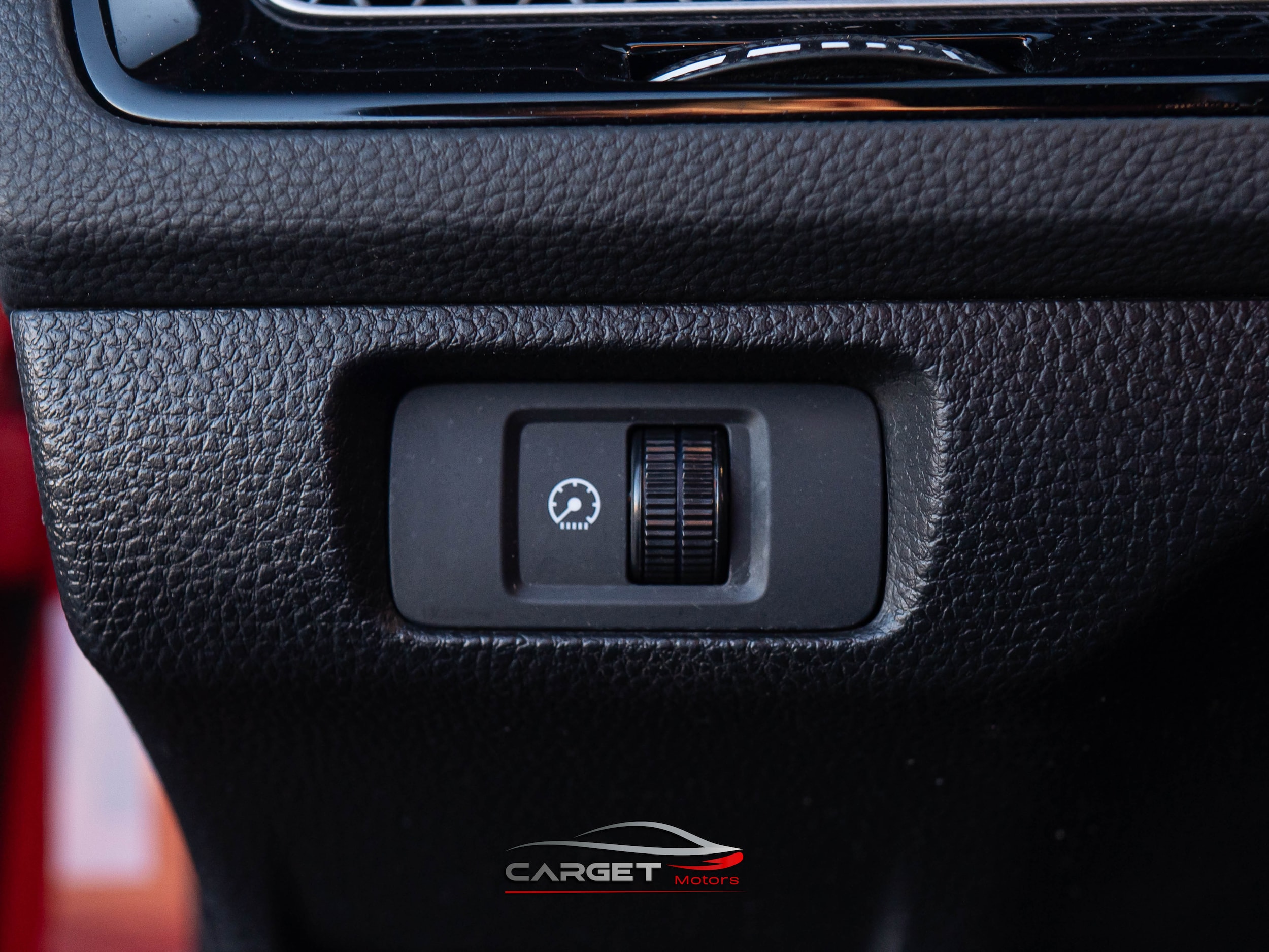 Vehicle image 35 of 48