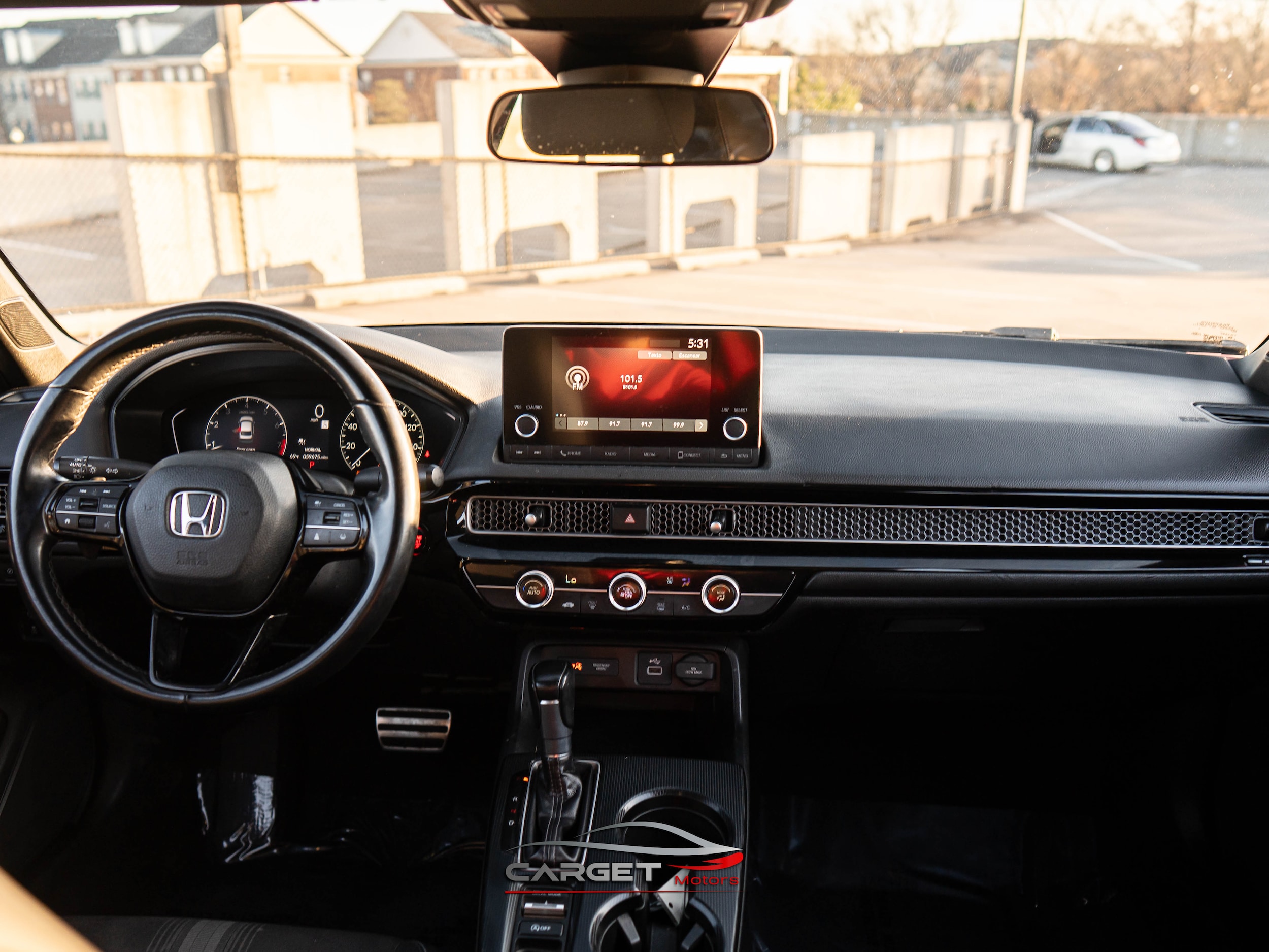 Vehicle image 13 of 48